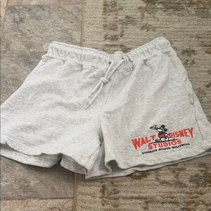 Walt Disney Studios Shorts - size small